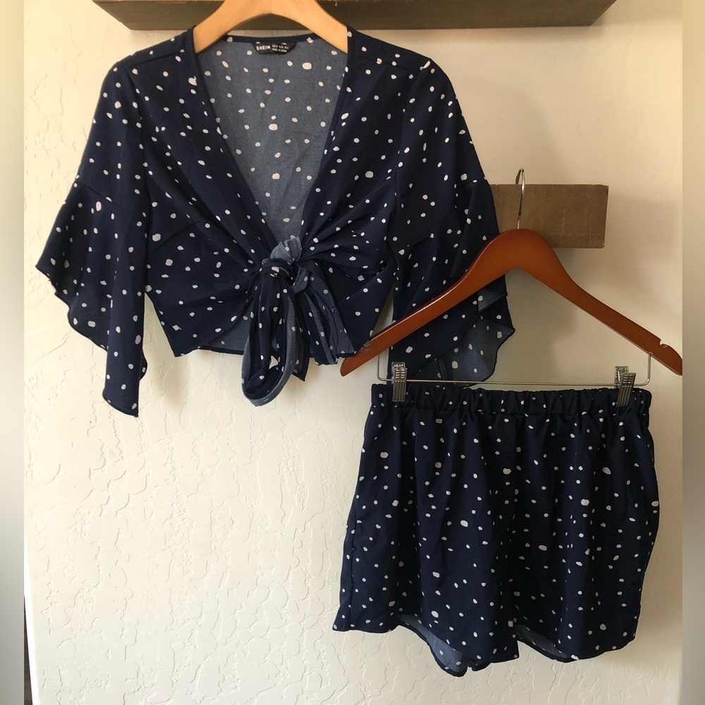 Shein|Satin Navy polka dot two piece SET, shorts & crop top•••Self tie crop top - Picture 15 of 15